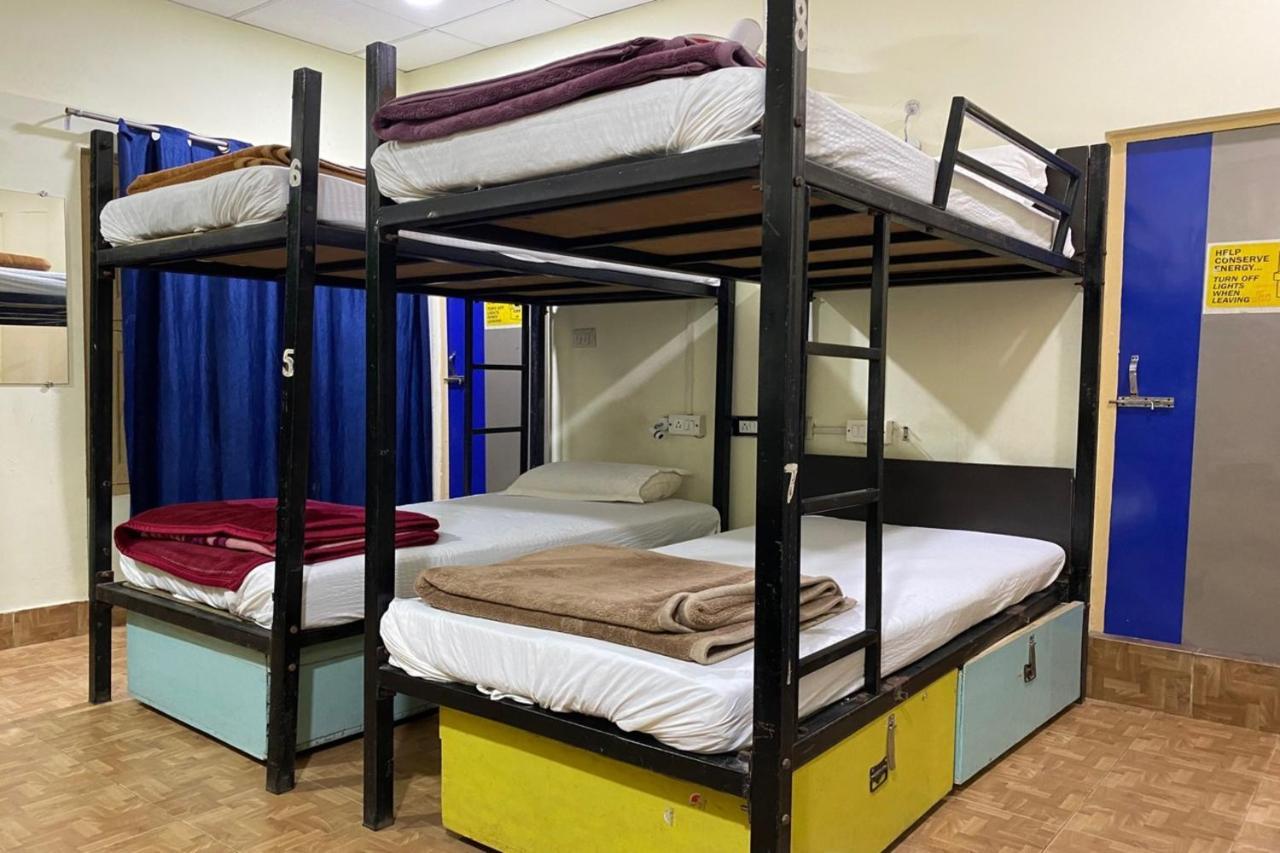Vagabond Stay Hostel Varanasi Dış mekan fotoğraf